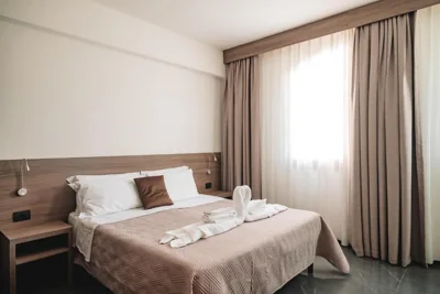 Camera Matrimoniale o Doppia con Letti Singoli — Hotel Carignano
